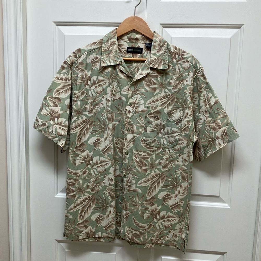 Faded Glory 100% cotton short sleeve button down casual shirt, green/tan, M